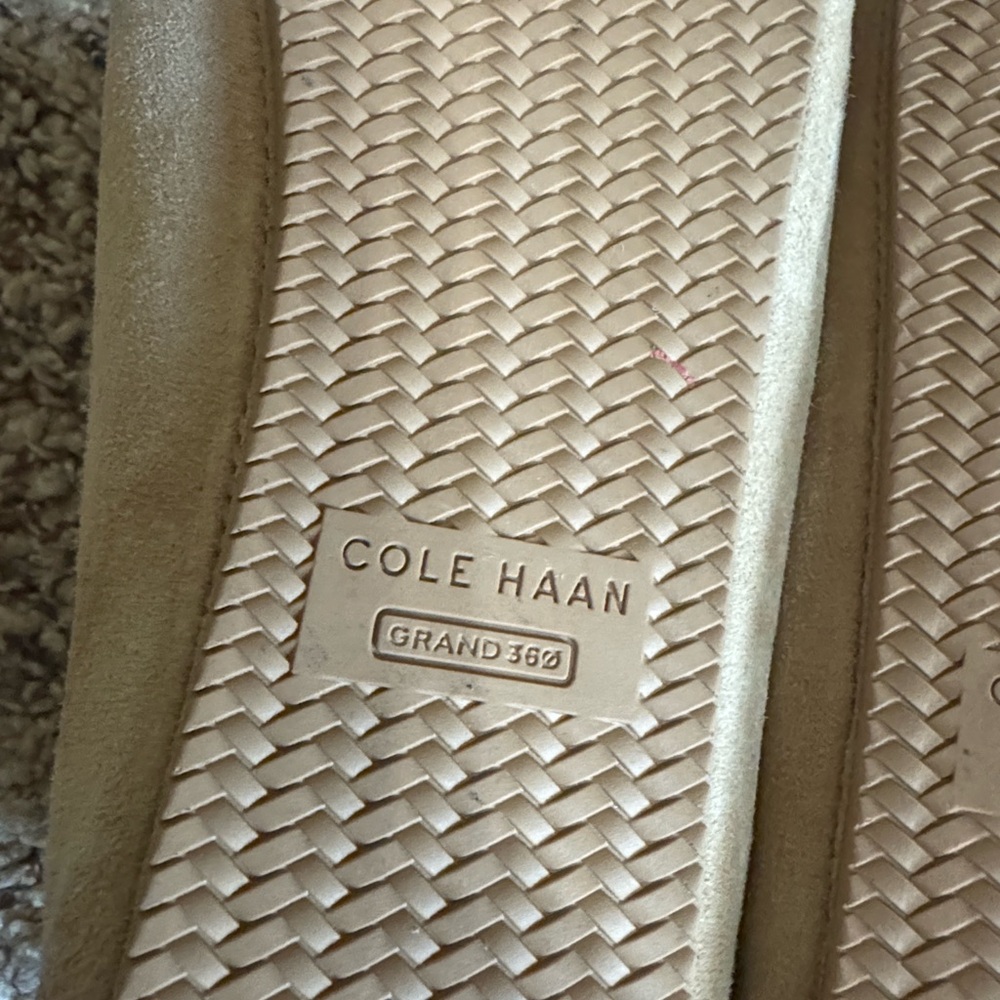 Cole Haan Tully tan suede driving Mocs Size 7.5 - Picture 10 of 13